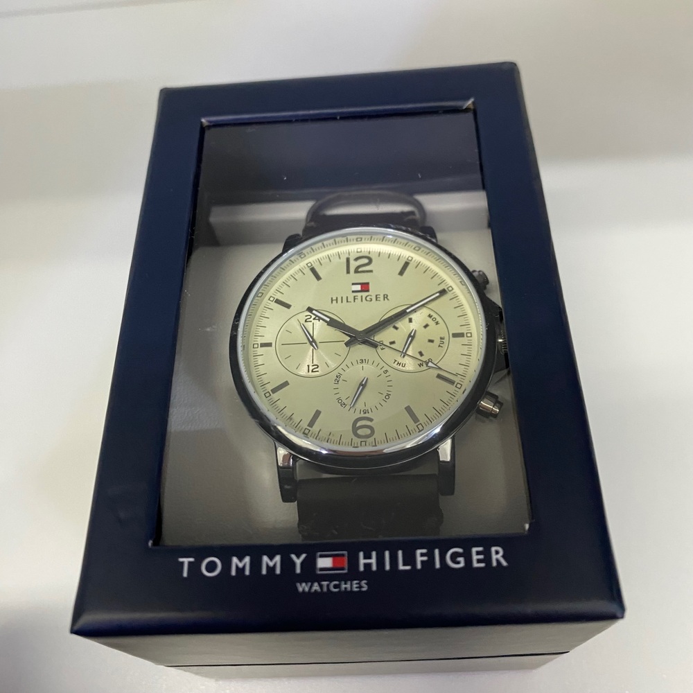 Reloj Tommy Hilfiger Correa marron cuero 1710642 - Imagen 2