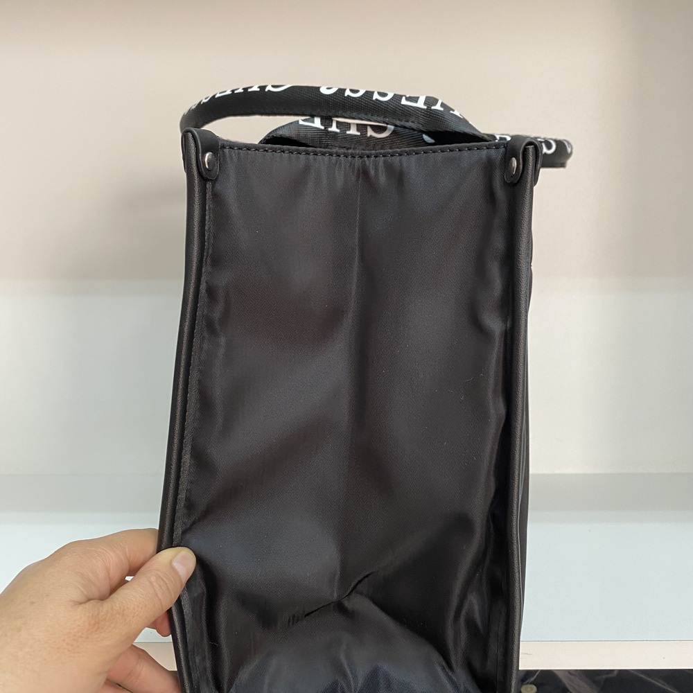 Cartera Guess Tote de Nylon - Imagen 3