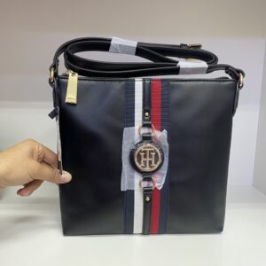 Morral Tommy Hilfiger Jaden negro